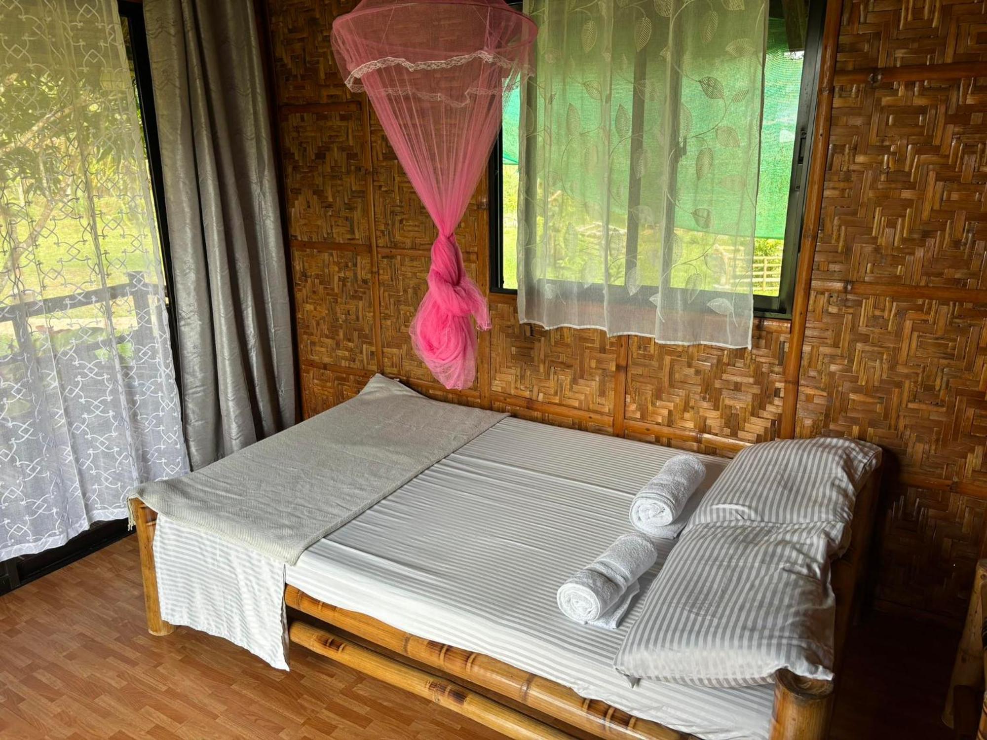 Hotel Camelo Farm Bilar Zewnętrze zdjęcie